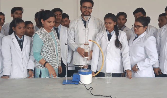 Wisdom College of Pharmacy Lucknow Students Life photo 11